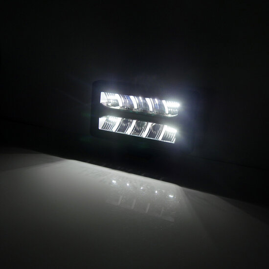 M-LED Classic 220 Fernscheinwerfer &ndash; Duales Positionslicht (Leiste)