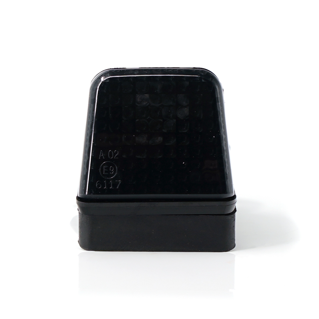 VOLVO-TOP-LAMPE MIT FLACHEM BASIS – HALOGEN – WEISS – DUNKLE GETÖNTE LINSE