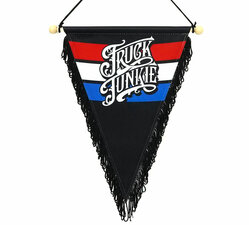 WIMPEL - TRUCKJUNKIE - 20 x 30 cm